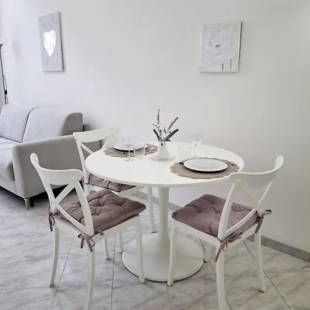 In Near Serravalle Outlet Apartment Gavi