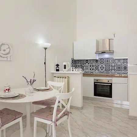 In Near Serravalle Outlet Apartment *