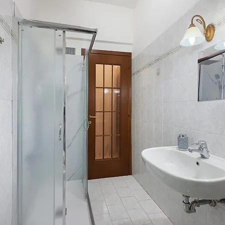 Apartmán In Near Serravalle Outlet