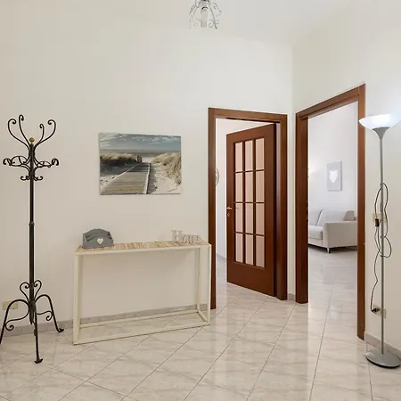Apartmán In Near Serravalle Outlet Gavi
