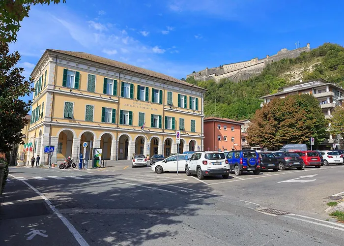 In Near Serravalle Outlet Gavi